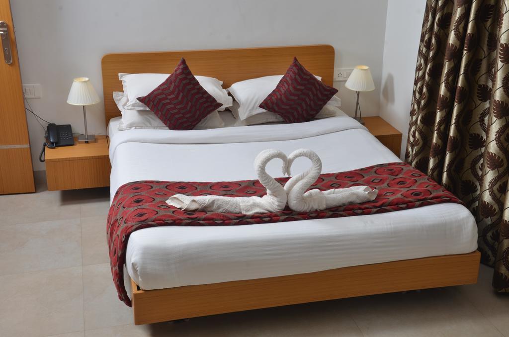 Sunkissed Plaza Hotel Calangute Exterior foto