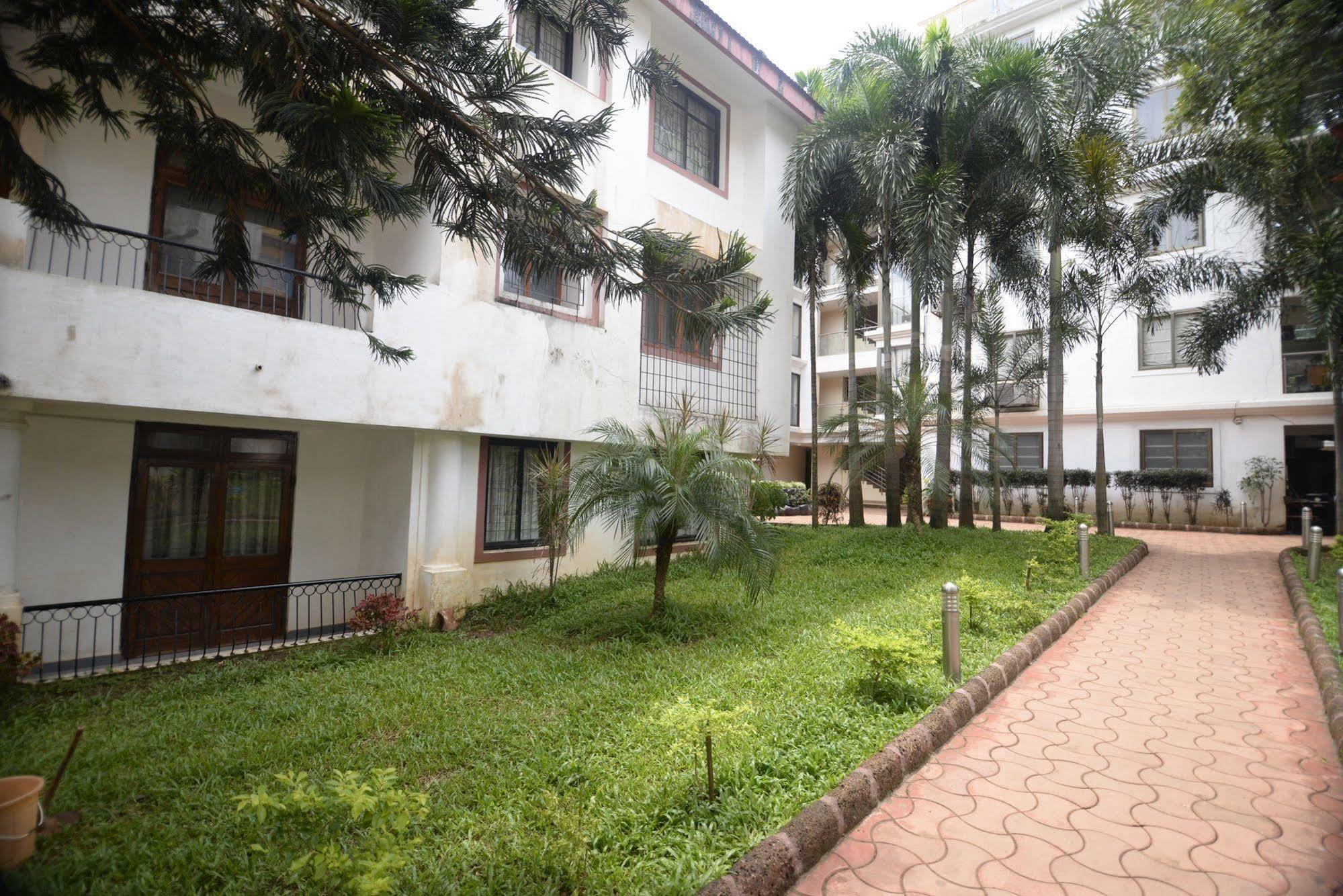 Sunkissed Plaza Hotel Calangute Exterior foto